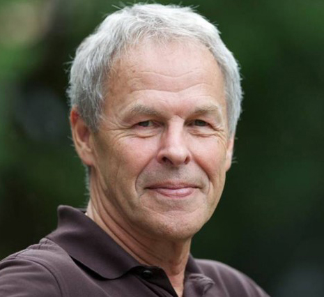 Annual History Lecture: Linden MacIntyre on "Making (Up) History"