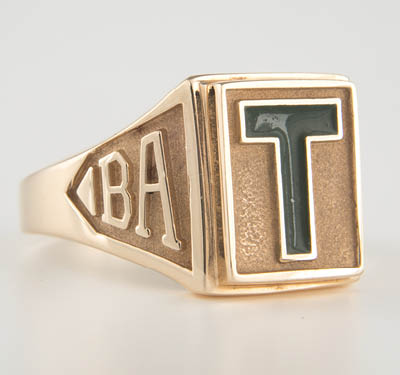 Image for The St. Thomas University Alumni Association Wants You to Win a T-Ring!
