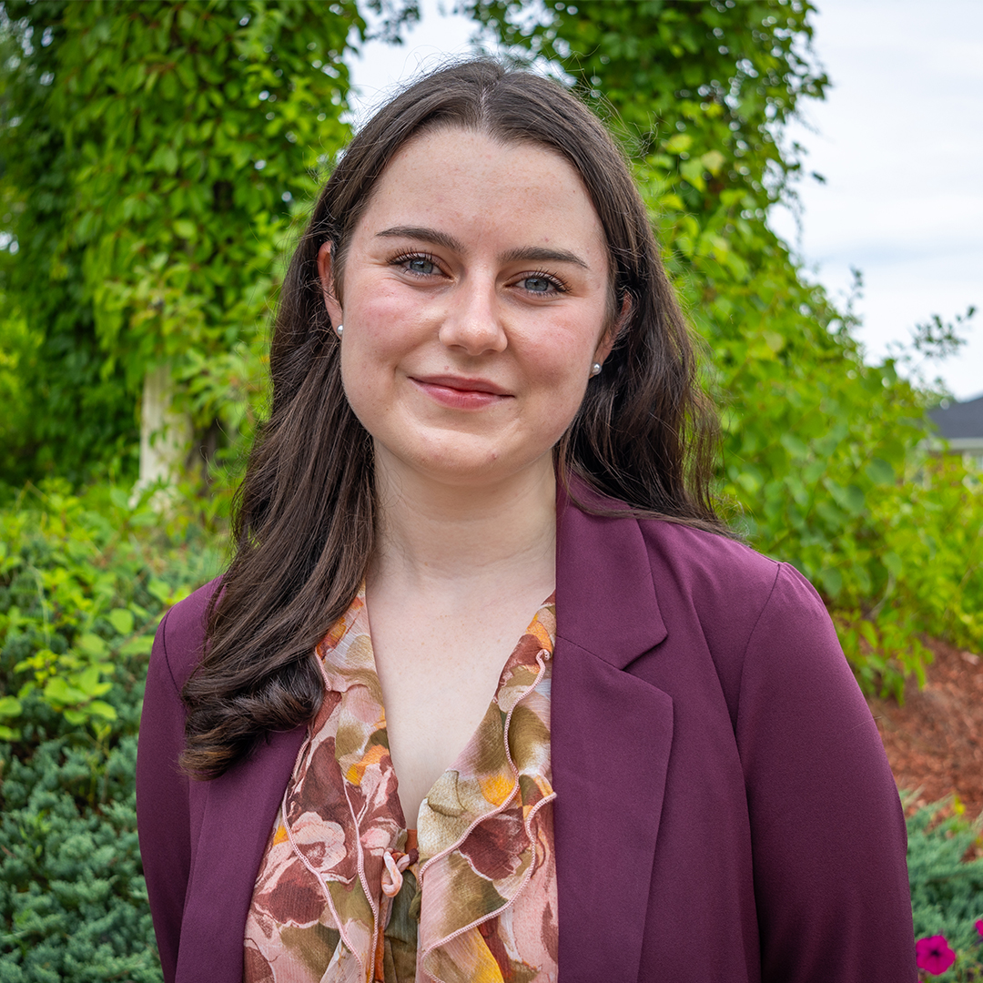 Picture of Jenika on campus